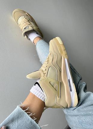 Жіночі шкіряні кросівки nike jordan 4 off white beige