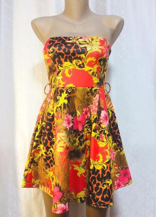 Бренд сукня міні бюстьє з яскравим квітковим принтом від club l essentials (англія)