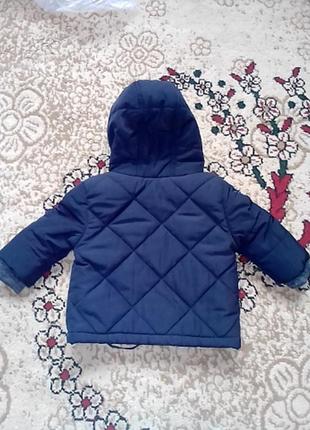 Красива тепла куртка для малюка