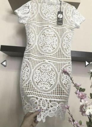 Шикарну мереживну сукню міні, вечірній біле плаття міні,1 фото