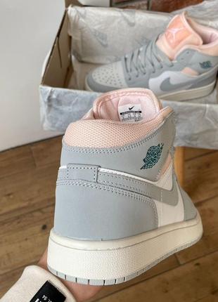 Кроссовки nike jordan 1 retro grey pink4 фото