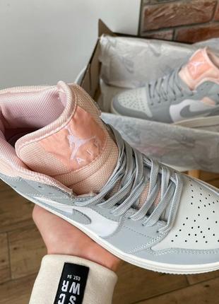 Кроссовки nike jordan 1 retro grey pink5 фото