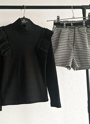 Стильный костюм шорты и кофта