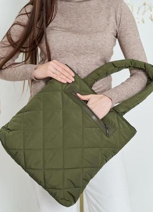 Жіноча сумка хакі сумка нейлонова сумка пуховик сумка подушка стьобана сумка зелений шопер2 фото