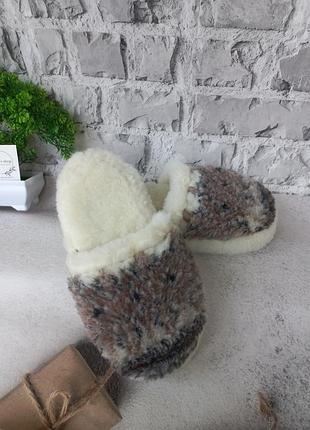 Женские комнатные тапки