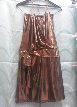 Стильное нарядное золотое платье с цепочкой на шею блеск турция 48р.