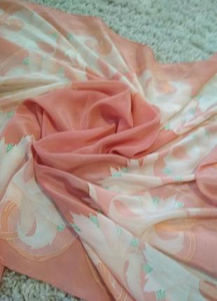 Нежный красивый шелковый платок, 80*832 фото