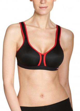 Спортивний бюстгальтер топ triumph triaction
