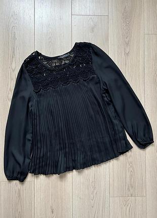 Блуза плісе чорна in vogue paris