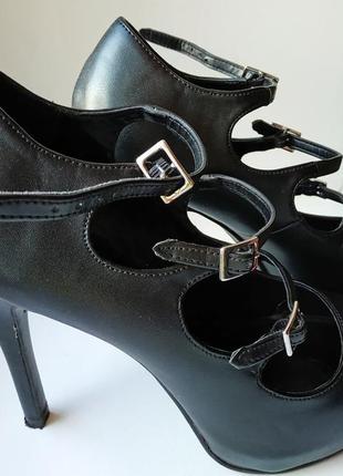 Черные женские туфли р. 40 (26 см) с ремешками на платформе graceland2 фото