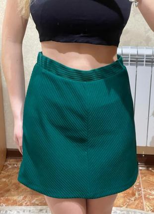 Зеленая юбка h&amp;m в рубчик2 фото