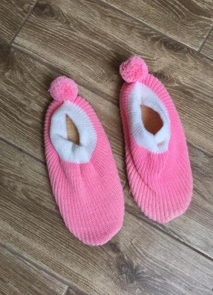Нові рожеві домашні тапочки носочки на підошві, теплі, тягнуться