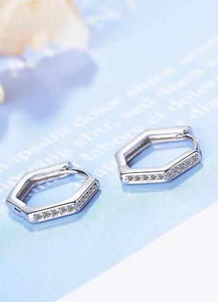 Серьги серебряные с фианитами
