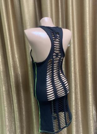 Пляжный короткий , облегающий сарафан forever 19, с оригинальными прорезями на спине, р.s