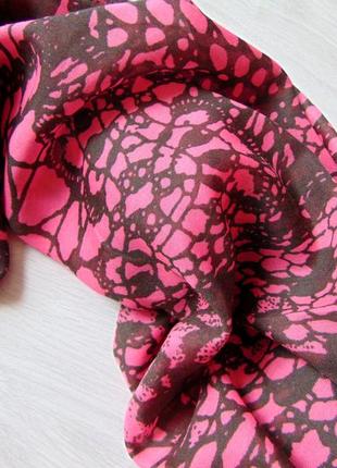 Яркий стильный платок для девушки, можно как парео2 фото