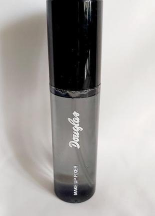 Спрей-праймер douglas make-up fixer primer - 100ml для нанесения стойкого макияжа