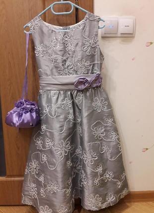 Красивое нарядное платье на девочку 7-10 лет2 фото