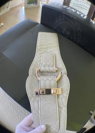 Пояс ремень бежевый