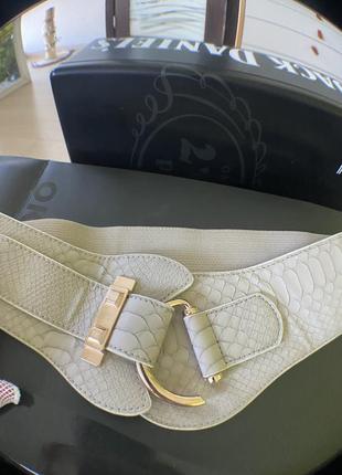 Пояс ремень бежевый