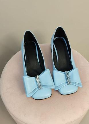 Жіночі туфлі з натуральної шкіри голубого кольору комбіноване ексклюзивний рептилією декорованні бантиком8 фото