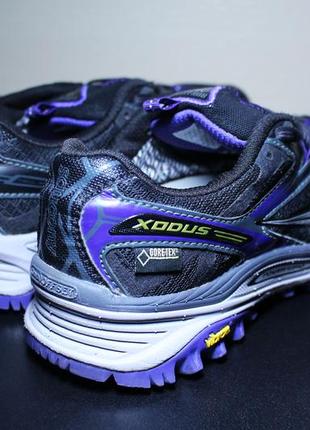 saucony xodus 5.0 gtx it