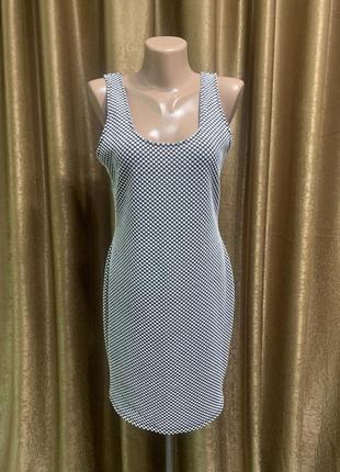 Платье сарафан lipsy london, стрейчевое, облегающее, с 3d объёмной фактурой ткани размер l1 фото