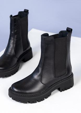 Шкіряні чорні черевики челсі демі