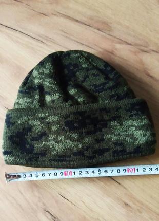 Очень теплая зимняя мужская вязаная шапка шапочка с отворотом на микрофлисе пиксельная3 фото