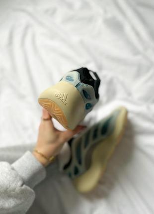 Кросівки adidas yeezy boost 700 v3 beige grey blue4 фото