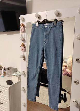 Джинсы стрейчевые скинни