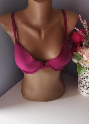 Брендовий бюстгальтер на тонкому поролоні розміру 80d