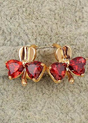 Серьги детские xuping jewelry бутон с красными фианитами 1.2 см золотистые