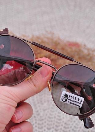 Фирменные солнцезащитные очки  havvs polarized hv68015 круглые с боковой шорой4 фото