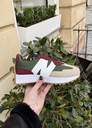 Стильные женские кроссовки new balance 327 beige khaki bordo бежевые с хаки и бордовым