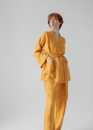 Костюм-кімоно зі штанами вільного фасону з льону жіночій