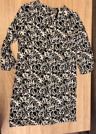 Шикарне легке ошатне плаття imperial італія s.одягнено 1 раз.у новому стані.