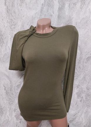 Жіноча трикотажна кофтинка