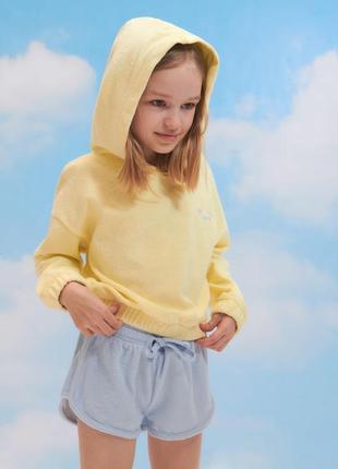 Мягкое худи с вышивкой