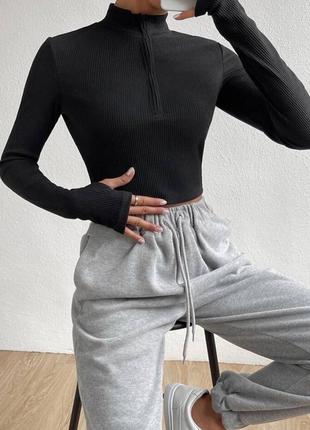 Кроп топ рубчик