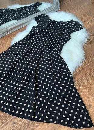 Очень красивое платье в горох от wallis