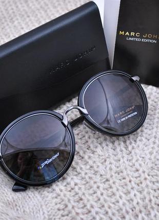 Фирменные солнцезащитные очки круглые с шорой marc john polarized mj0766