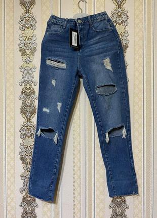 Стильные джинсы, синие джинсовые штаны с разрезами