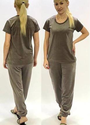 Жіночий велюровий костюм футболка та штани