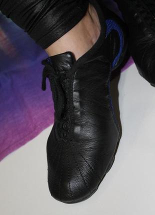 Комфортні кеди кросівки шкіряні для танців спорту снікери танцювальні чорні сині шкіра фетиш тканеві4 фото
