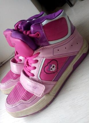 Кроссовки lovely skull 36 раз.