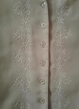 Блуза нежно сиреневого цвета р.36