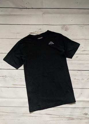 Чорна футболка від kappa