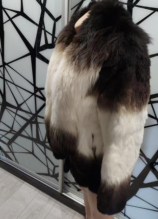 Шуба натуральна з воротом песця шоколадно-молочна 44-46