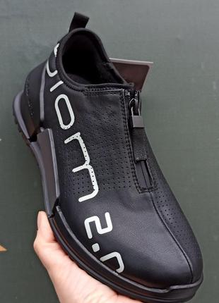 Кроссовки eccobiomi