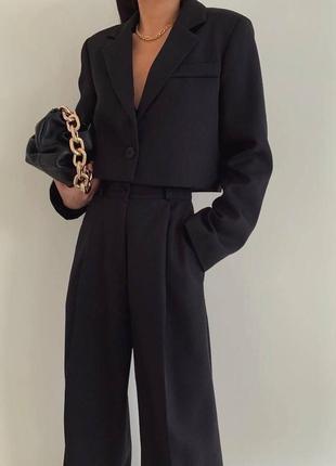 Костюм черный брючный с пиджаком брюки штаны палаццо прямые широкие жакет блейзер пиджак короткий  стильный классический вечерний